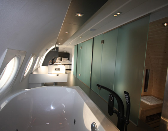 Cold-War-Aircraft-a-hotel-suite-4