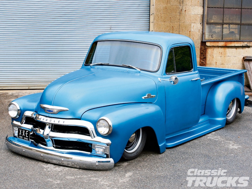 1002clt_01_z+1955_chevy_pickup_truck+front_grill